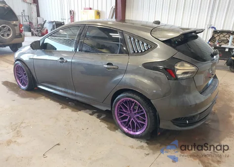 2018 Ford Focus St z USA, uszkodzony, nr VIN 1FADP3L99JL260072